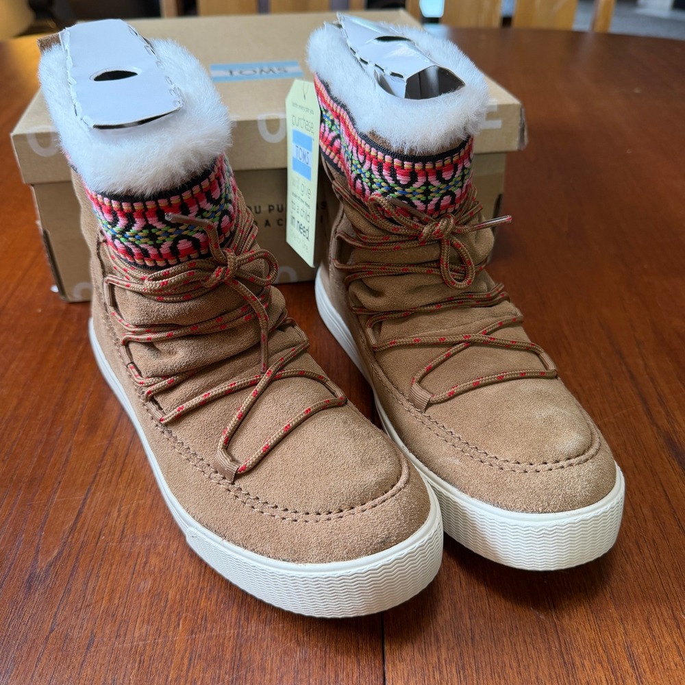 TOMS Alpine Toffee Suede Faux Fur Trim Tribal Woven Lace Up Boots NEW W8.5 Boho